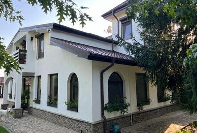 Casă individuală cu 7 camere cu Teren 1576 Mp în Snagov