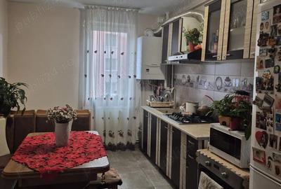 Apartament cu 2 camere decomandat în Central - 3