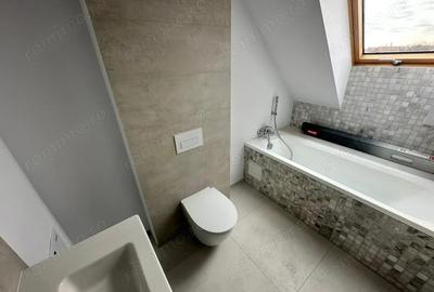 Casă cu Teren 220 Mp în Central