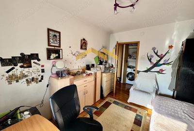 Apartament cu 3 camere decomandat, mobilat în Fabric