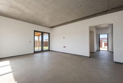 Casă cu 4 camere cu Teren 250 Mp în Tărlungeni - 2