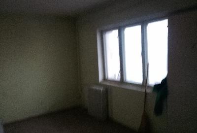 Apartament cu 3 camere decomandat în Brăilei - 5