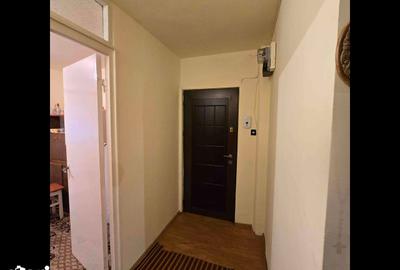 Apartament cu 3 camere decomandat în Decebal - 5