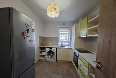 Apartament cu 2 camere decomandat, mobilat în Tractorul - 5