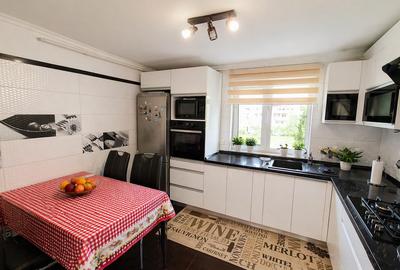 Apartament cu 3 camere decomandat în Central - 4