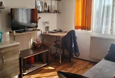 Garsonieră decomandată în Central - 2