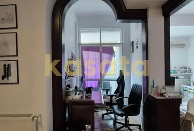 Apartament cu 3 camere decomandat, mobilat în Armeneasca - 8