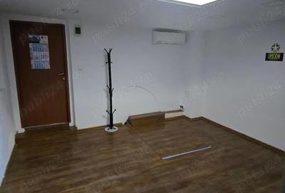 Spațiu comercial, de 55 mp, în Central - 3