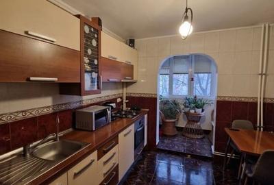 Apartament cu 3 camere decomandat, mobilat în Rahova - 9