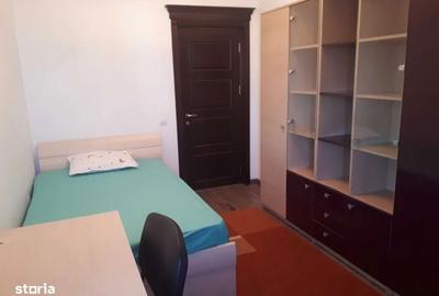 Apartament cu 3 camere decomandat, mobilat în Podul de Fier - 2
