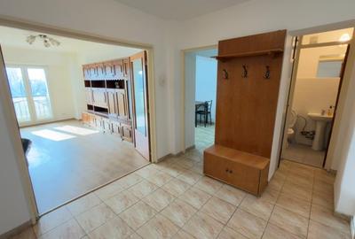 Apartament cu 3 camere decomandat, mobilat în Tei - 3