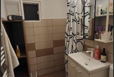 Apartament cu 2 camere semidecomandat în Giurgiului