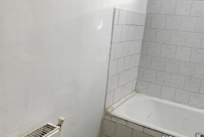 Spațiu comercial, de 35 mp, în Central - 3