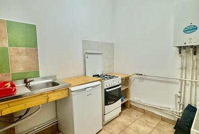 Toamnei - centrala proprie - curte - 5