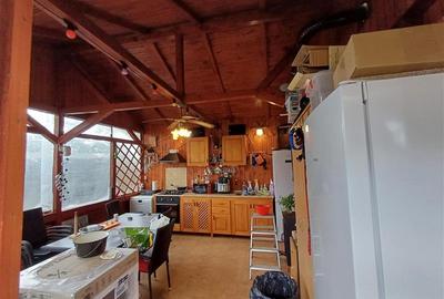 Casa 5 camere - teren 1400mp - foisor - Magurele - Str. Fecioarei - 12