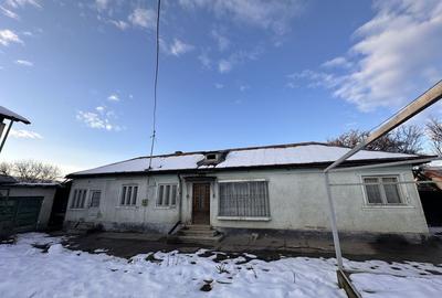 Casă cu 4 camere în Central - 4