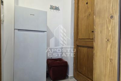 Garsonieră decomandată, mobilată în Confecții - 4