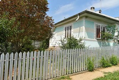 Casa in Con?e?ti, com. Sascut, Jud. Bacau, 1050 mp - 1