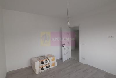 Casă individuală cu 4 camere cu Canalizare în Est - 23