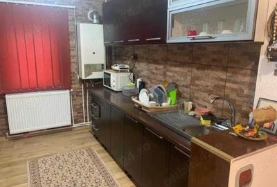 Inchiriez apartament 2 camere - 3