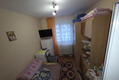 Garsonieră decomandată în Craiovița Nouă - 2