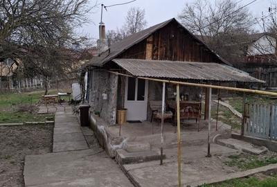 Casă cu 2 camere în Boldești