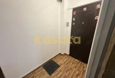 Apartament cu 3 camere decomandat în Apusului - 2