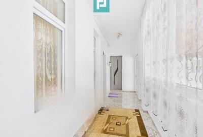 Două case, curte mare, lângă Castelul Corvinilor - 27