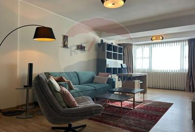 De vanzare apartament de lux pe Blvd. Decebal - 11
