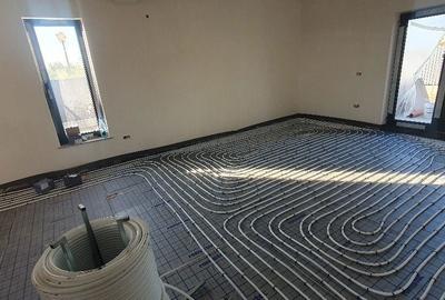 Casă cu 3 camere în Șerbănești - 2