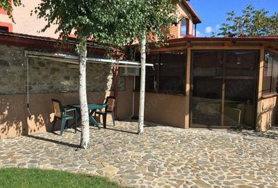 Casă cu 6 camere în Curtea de Argeș - 2