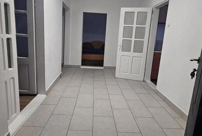 Apartament cu 3 camere decomandat în Central - 6