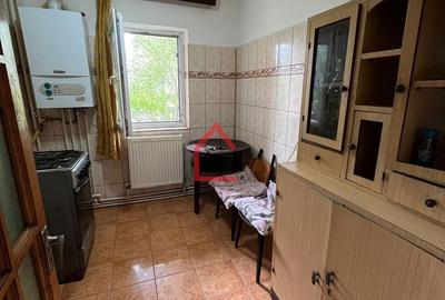 Apartament cu 2 camere decomandat, mobilat în Canta - 4