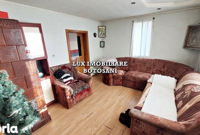 Casă cu 4 camere cu Teren 490 Mp în Central - 2
