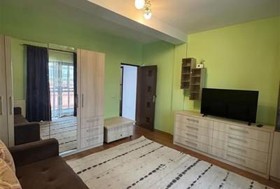 Garsonieră decomandată în Bucium