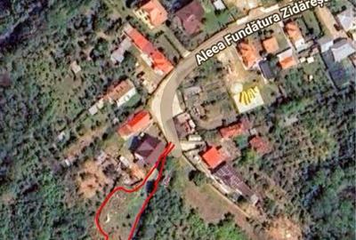 Teren de 800 mp, în Slătioarele - 5