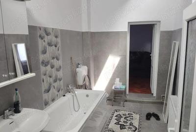 Ocazie!!! Casa selecta singur in curte 3 cam si doua terase cu teren 700 mp in Arad - 2