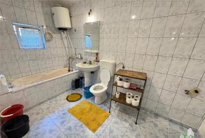 Casa de - Movilita, jud. Ialomita - 2000 mp teren, pozitie - 6