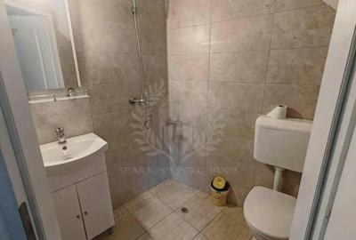 Casă cu 3 camere cu Teren 200 Mp în Central - 7