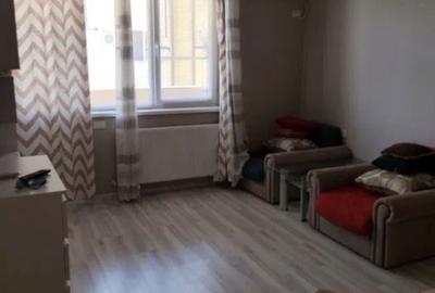Garsonieră decomandată în Central - 7
