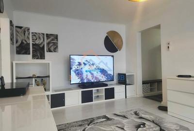 Apartament cu 3 camere semidecomandat, mobilat în Titan