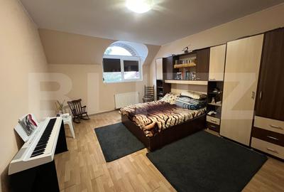 Casa spatioasa P+M, 6 camere, 236 mp, in cartierul Titulescu - 10