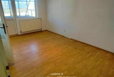 Apartament cu 2 camere semidecomandat în Mociur - 2