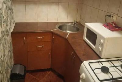 Garsonieră nedecomandată, mobilată în Central - 3