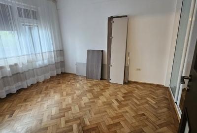 Apartament cu 2 camere decomandat, mobilat în Bucureștii Noi - 9