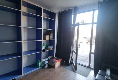 Spațiu comercial, de 32 mp, în Universității - 4