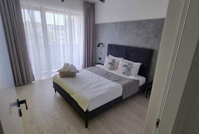 Apartament cu 2 camere decomandat în Palazu Mare - 2