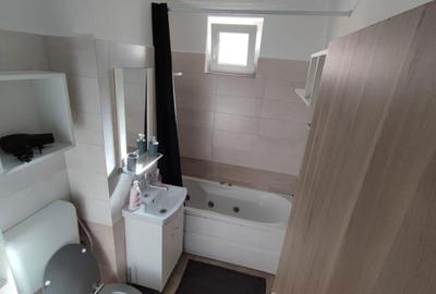 Apartament cu 2 camere decomandat în Precista - 6