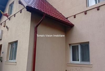 Casă cu Teren 875 Mp în Central - 1