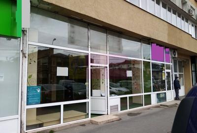 Spațiu comercial, de 107 mp, în Militari - 2
